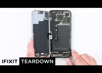 Розбірка iPhone 15 Pro Max показала, як виглядає незвичайна тетрапризма