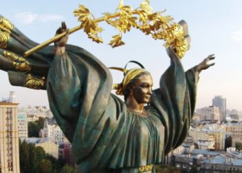 Выплаты ко Дню Независимости: кому из украинцев положена помощь и как ее получить