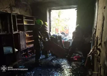 В Кривом Роге в результате пожара погибли двое детей, еще трое травмированы