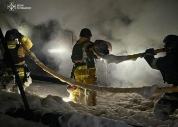 Россия атаковала энергосистему Украины: где начались отключения света