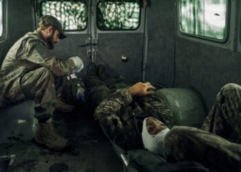 Военную медицину в России превращают в “семейный бизнес”