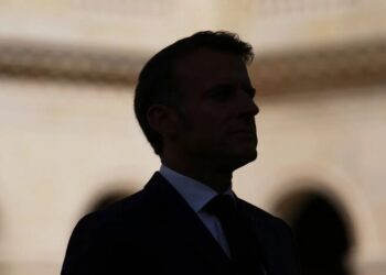 Панический страх перед Кремлем: как Запад “сливает” Украину, чтобы не злить Путина