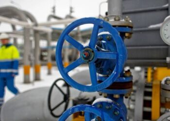 Целые города могут остаться без тепла: эксперт назвал возможные цели “варваров” Путина