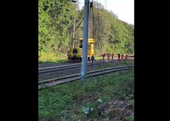 Под Киевом взорвался поезд с боеприпасами: изменены маршруты десятков рейсов