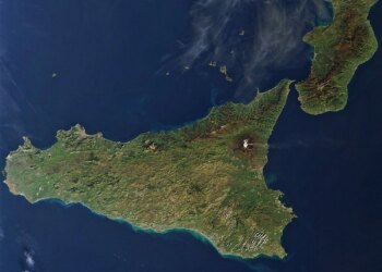 В Италии заблокировали правительственный проект моста на Сицилию стоимостью 13,5 млрд евро