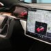 Tesla готовит поддержку Apple CarPlay в своих автомобилях – Bloomberg