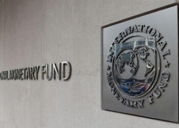 Миссия МВФ начала работу в Киеве над новой программой для Украины