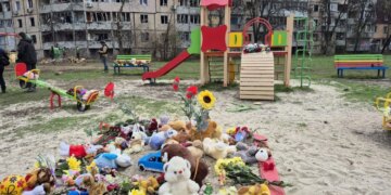 Командували ракетним ударом по дитячому майданчику в Кривому Розі: заочно повідомили про підозру 4-м рашистам