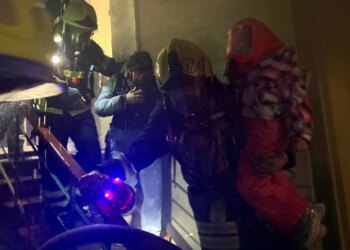 Кількість жертв та поранених унаслідок нічної атаки на Київ зростає, під завалами можуть бути люди