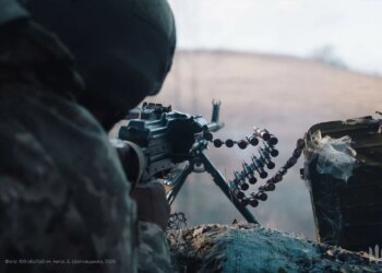 На фронті зафіксовано 112 бойових зіткнень, ворог активно діє на трьох напрямках – Генштаб