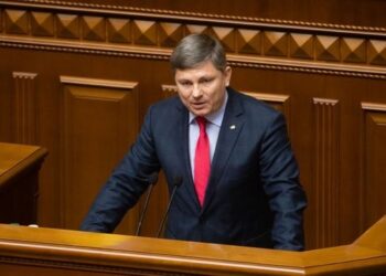 Аппарат Рады отказал «Европейской солидарности» в выдаче подписных листов за отставку правительства — Герасимов