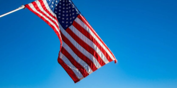 Трамп ввел медицинский фильтр: кому из украинцев закрыли дорогу в США