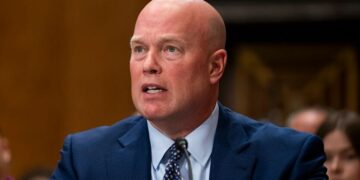 Посол США в НАТО призвал ЕС к «агрессивной» позиции по конфискации активов РФ