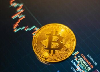 Біткоїн впав нижче 85 тис. доларів через криптовалютний крах