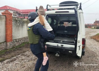 10-річна дитина постраждала через російський удар у Нікополі