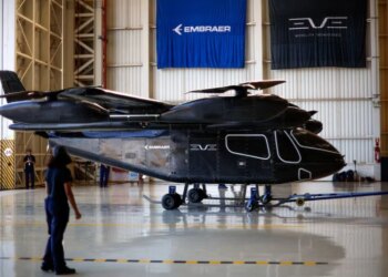 Embraer Eve здійснив перший політ прототипу "літаючого автомобіля"