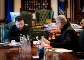 "Орєшнік" у білорусі та стан російського воєнного виробництва: Зеленський заслухав керівника Служби зовнішньої розвідки