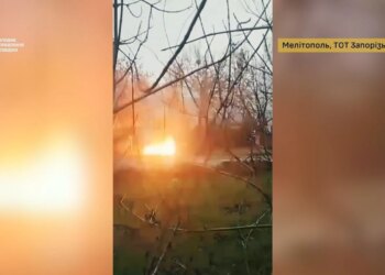 В окупованому Мелітополі злетіли у повітря четверо окупантів з "Уралом": ГУР показало відео