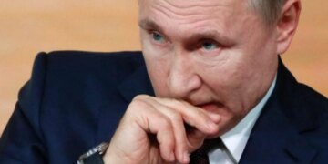 Безпілотників було менше і час атаки "плаваючий": у міноборони рф випадково викрили брехню лаврова і ушакова про удар по резиденції путіна