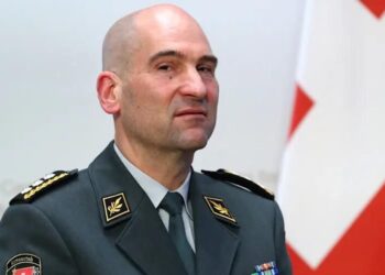 Швейцарська армія не готова самостійно відбити масштабний напад