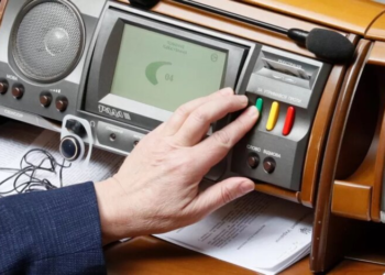 Пятеро “слуг народа” брали деньги за голосование: кто в списке НАБУ и САП