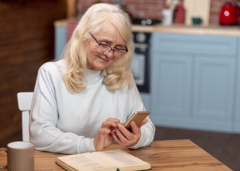 ПФУ объяснил, как проверяют пенсионеров онлайн: сколько времени займет