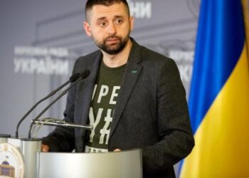 “Слуга народа” внесла изменения в смету партии и направит 92 млн грн на Силы обороны – глава фракции