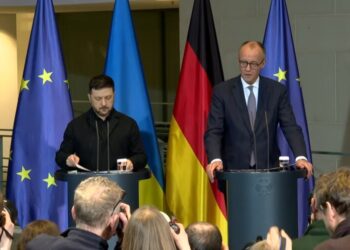 Переговоры в Берлине: Зеленский рассказал о противоречиях по вопросу территорий