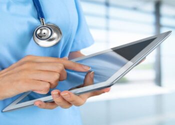 Больничные в Украине: кого может проверить ПФУ