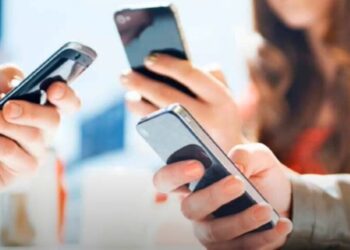 “Роуминг как дома” стартует 1 января: как украинцы будут звонить из Европы в 2026 году