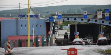 Украина изменит правила пересечения границы: как затронет водителей