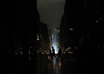 Масштабний блекаут стався у Берліні після підпалу на електростанції