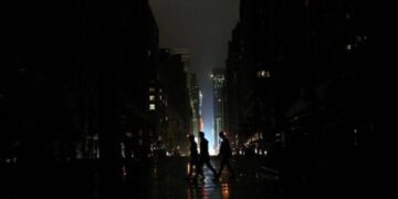 Масштабний блекаут стався у Берліні після підпалу на електростанції