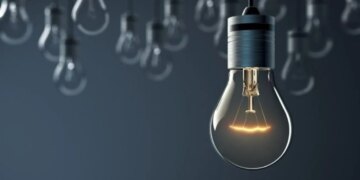 Українців чекають відключення світла 6 січня