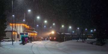 Доступ до інтернету Starlink розширюють на поїзди далекого сполучення – Укрзалізниця