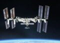 NASA достроково повертає 4 астронавтів з МКС через медичні проблеми