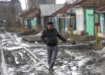 Виживання без підтримки і без перспектив: у розвідці заявили, що регіони рф охопила фінансова криза