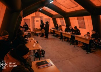 У Києві та області працюють 130 "Пунктів незламності" ДСНС: скільки людей отримали допомогу