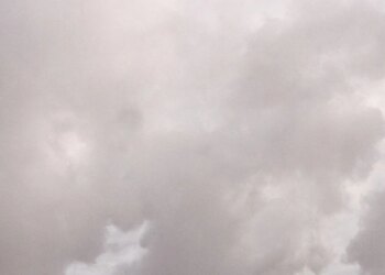 Атака рф на Броди 27 січня: у місті відчувається дим, навчання в школах скасовано