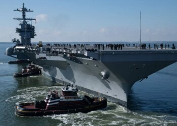 Новітній атомний авіаносець США "Джон Ф. Кеннеді" вийшов на ходові випробування
