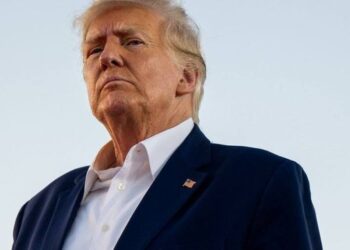 Трамп призвал протестующих в Иране захватывать правительственные учреждения