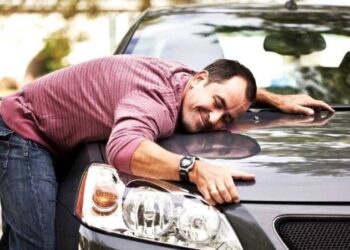 Mercedes обошел Tesla: эксперты определили авто с наивысшим уровнем защиты