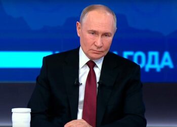 Сибига жестко отреагировал на ракетный удар РФ по Украине во время переговоров в ОАЭ