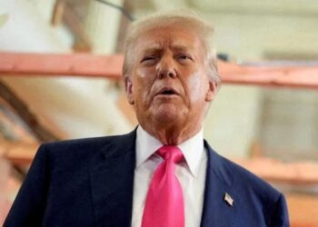 Трамп заявив, що відмова Путіна й Зеленського від мирної угоди означатиме «дурість»