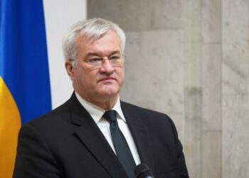 Главы МИД Украины и Чехии договорились “перевернуть страницу недавних обменов заявлениями” и усилить политический диалог на уровне министерств