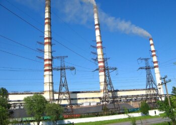 Бурштинська ТЕС припинила роботу через масовану атаку: місто залишилося без тепла та води – мер
