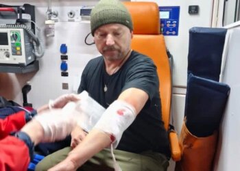 Внаслідок ранкового удару по Краматорську поранено журналістів