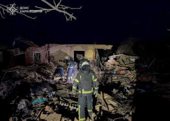 російський удар безпілотником по Богодухову на Харківщині забрав життя жінки та дитини