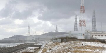 Японія повторно запустила найбільшу у світі АЕС після незначної несправності