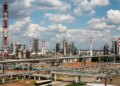 волгоградський НПЗ призупинив роботу після удару дронів – Reuters